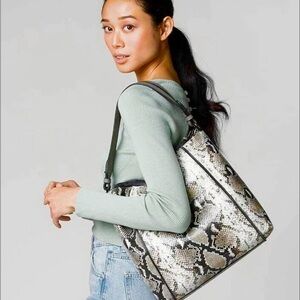 PRICE DROP > TAN $298 NWT BOTIKER MEDIUM SOHO HOBO BAG